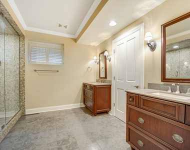 120 E 8th Street - Photo Thumbnail 19
