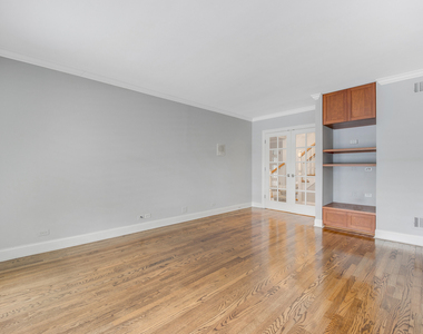120 E 8th Street - Photo Thumbnail 27