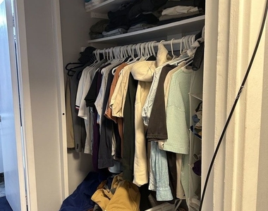 4880 N Marine Drive - Photo Thumbnail 1