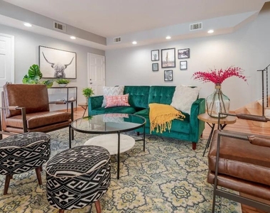 1450 W Webster Avenue - Photo Thumbnail 2