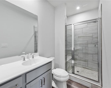 737 Payton Lane - Photo Thumbnail 10