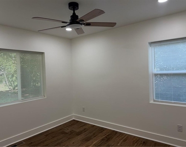 2190 Highview Road Sw - Photo Thumbnail 11