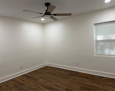 2190 Highview Road Sw - Photo Thumbnail 9