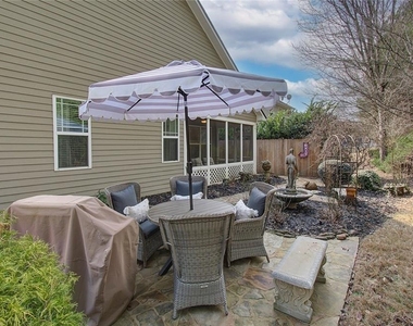 3822 Carriage House Drive - Photo Thumbnail 28