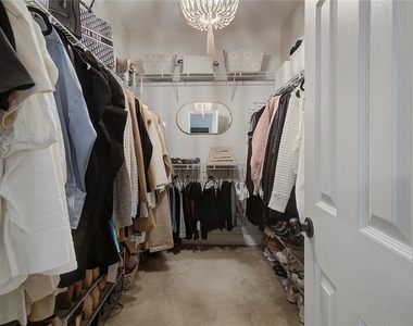 3822 Carriage House Drive - Photo Thumbnail 22