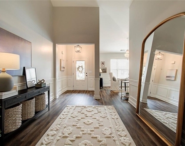 3822 Carriage House Drive - Photo Thumbnail 2