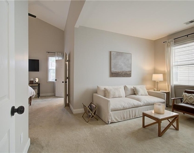 3822 Carriage House Drive - Photo Thumbnail 17