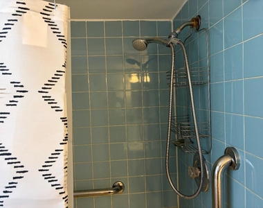 5347 W 53rd Place - Photo Thumbnail 11