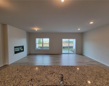 59 Founders Drive - Photo Thumbnail 3