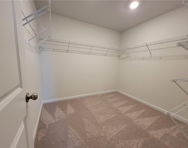 59 Founders Drive - Photo Thumbnail 8