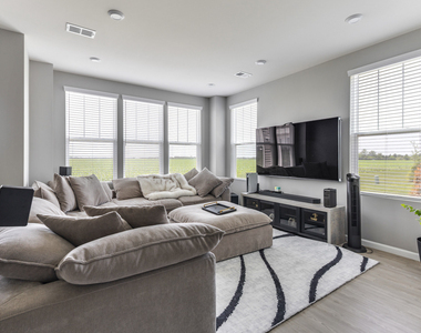 2227 Ryegrass Lane - Photo Thumbnail 7