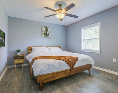 541 Circle Drive - Photo Thumbnail 32