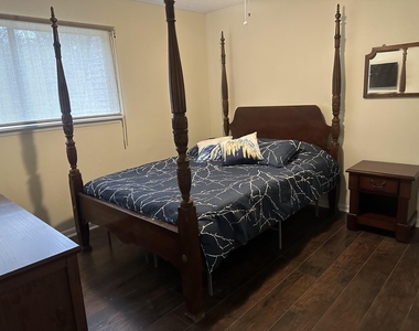 24488 Country Club Drive - Photo Thumbnail 4