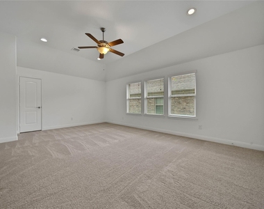 27 Waterfall Way - Photo Thumbnail 18