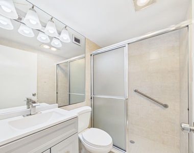 7510 Hornwood Drive - Photo Thumbnail 10