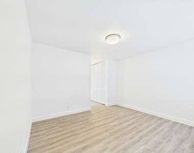 7510 Hornwood Drive - Photo Thumbnail 12