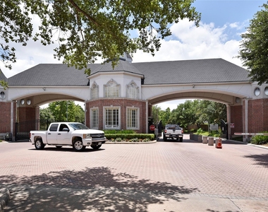 14435 Mayport Lane - Photo Thumbnail 25