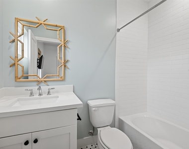 927 W 25th Street - Photo Thumbnail 23