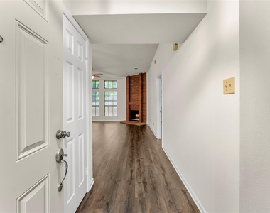 30 Whistlers Walk Place - Photo Thumbnail 7