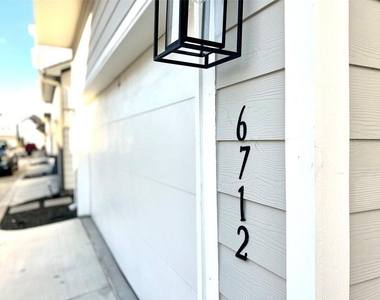 6712 Parker Oaks Lane - Photo Thumbnail 20