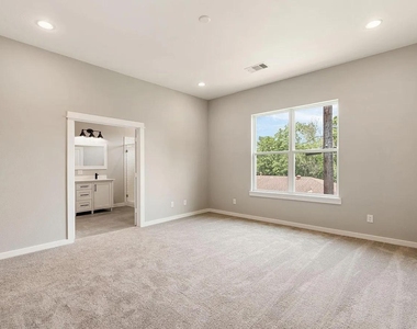 6712 Parker Oaks Lane - Photo Thumbnail 25
