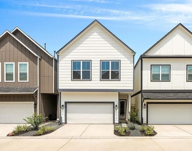 6712 Parker Oaks Lane - Photo Thumbnail 24