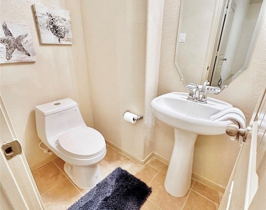 12801 Winter Springs Drive - Photo Thumbnail 19