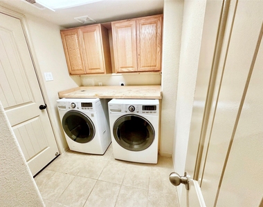 12801 Winter Springs Drive - Photo Thumbnail 20