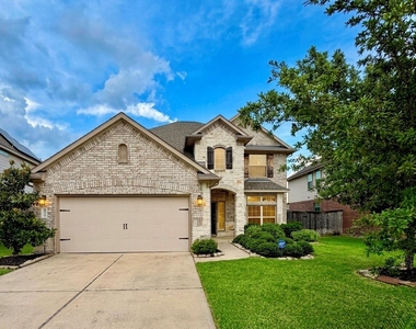 17518 Cypress Hilltop Way - Photo Thumbnail 1
