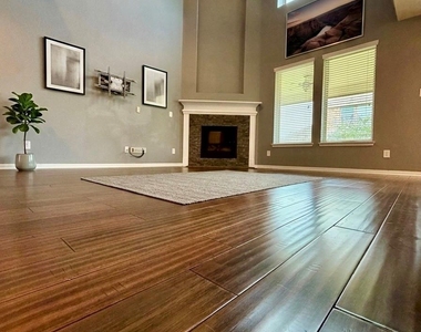 17518 Cypress Hilltop Way - Photo Thumbnail 6