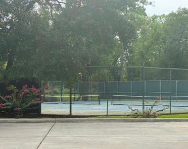 2615 Liguria Ln - Photo Thumbnail 25