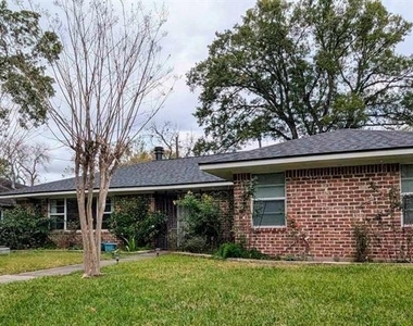 5306 Briarbend Drive - Photo Thumbnail 16