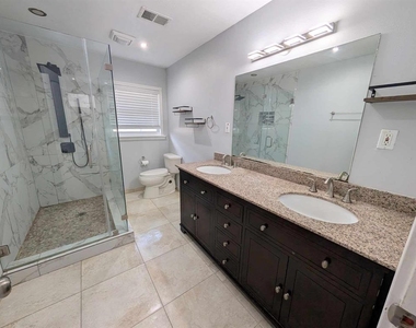 5306 Briarbend Drive - Photo Thumbnail 8