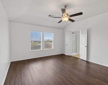 20506 Fairworth Place Lane - Photo Thumbnail 16