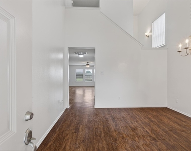 20506 Fairworth Place Lane - Photo Thumbnail 3