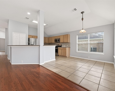 3135 Silver Cedar Trail - Photo Thumbnail 14