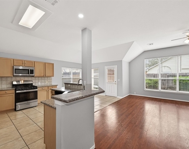 3135 Silver Cedar Trail - Photo Thumbnail 18