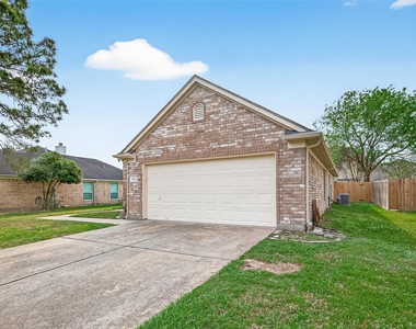 3135 Silver Cedar Trail - Photo Thumbnail 41