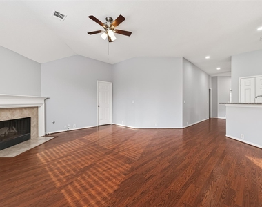 3135 Silver Cedar Trail - Photo Thumbnail 8
