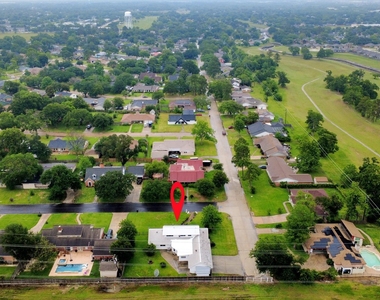 5001 Glenhaven Drive - Photo Thumbnail 3