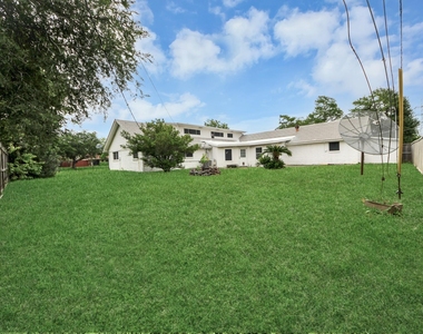 5001 Glenhaven Drive - Photo Thumbnail 38