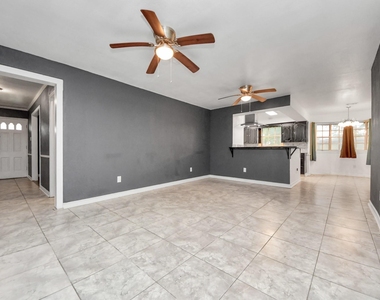 5001 Glenhaven Drive - Photo Thumbnail 16