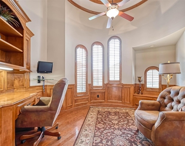 13815 Nathan Ridge Lane - Photo Thumbnail 4