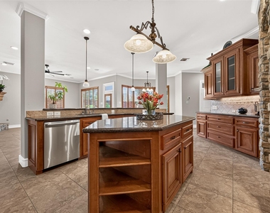 13815 Nathan Ridge Lane - Photo Thumbnail 16