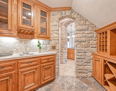 13815 Nathan Ridge Lane - Photo Thumbnail 7