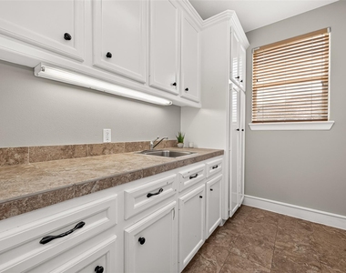 13815 Nathan Ridge Lane - Photo Thumbnail 24