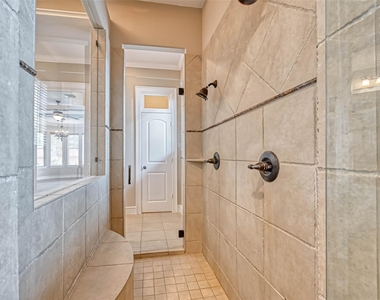 13815 Nathan Ridge Lane - Photo Thumbnail 36