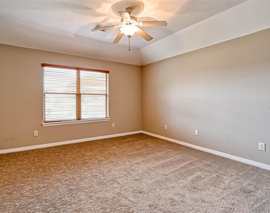 13815 Nathan Ridge Lane - Photo Thumbnail 26