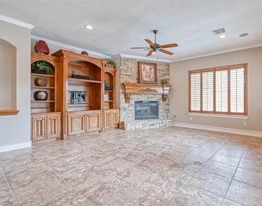 13815 Nathan Ridge Lane - Photo Thumbnail 9