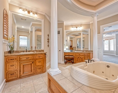 13815 Nathan Ridge Lane - Photo Thumbnail 37